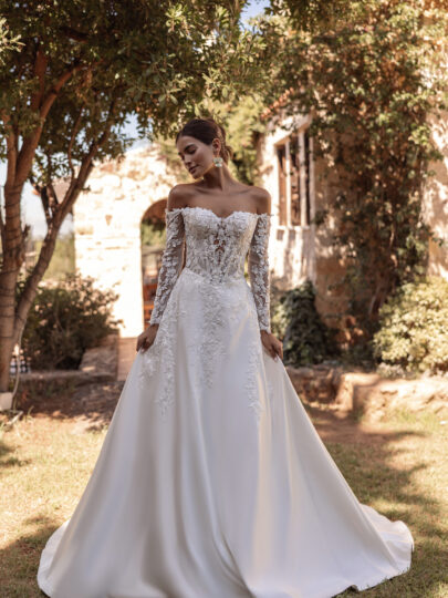 Trouwjurk Demetrios Cosmobella Rotterdam 8306